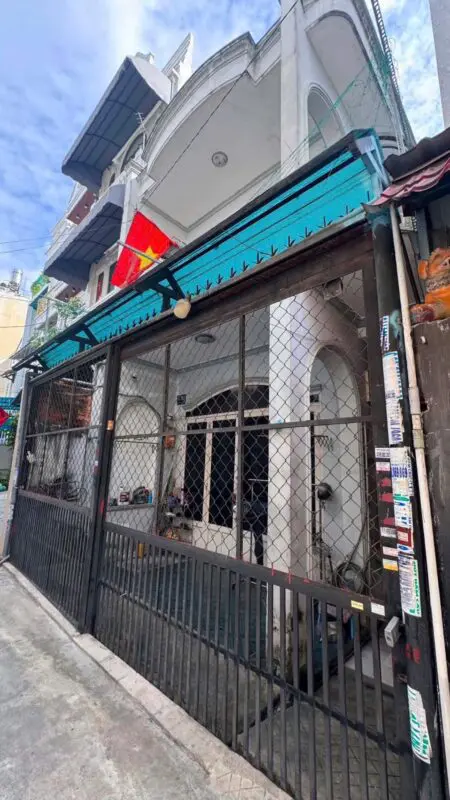 NHÀ PHỐ NGANG 5M • GIÁ CHỈ BẰNG LÔ ĐẤT • HẺM THÔNG • GẦN SIÊU THỊ EMART – QUANG TRUNG GÒ VẤP - ảnh 1
