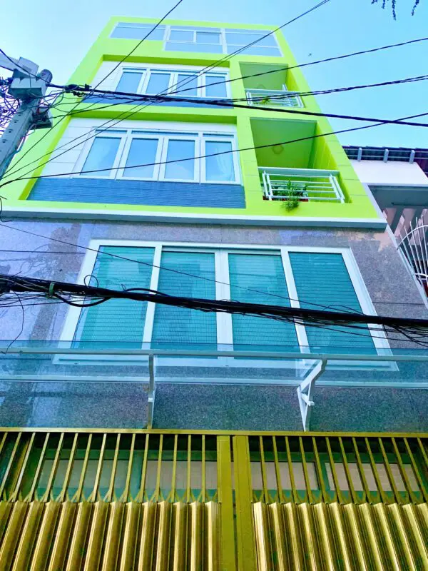 NHÀ PHỐ KHAI THÁC CHO THUÊ • 1 TRỆT 4 LẦU • THIẾT KẾ PHÒNG CAO CẤP – CÁCH MẠNG THÁNG TÁM, QUẬN 3 - ảnh 1