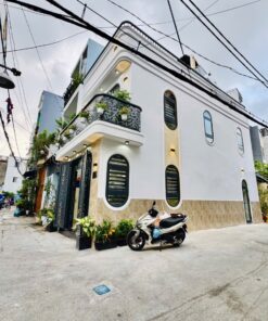 CĂN GÓC 2 MẶT TIỀN GIÁP SÂN BAY TSN, CÓ 3 PHÒNG NGỦ