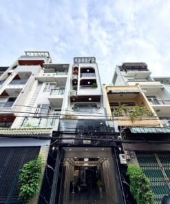 SIÊU PHẨM THANG MÁY- HẺM XE TẢI THÔNG P14, CẠNH BÊN EMART PHAN HUY ÍCH