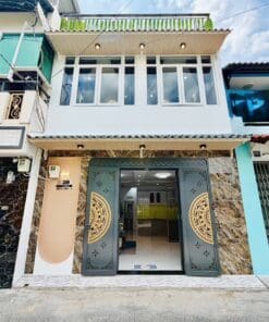 NHÀ MẶT TIỀN CÓ PN TRỆT• NHỈNH 5 TỶ VỪA Ở VỪA KINH DOANH • GẦN CV LÀNG HOA P11