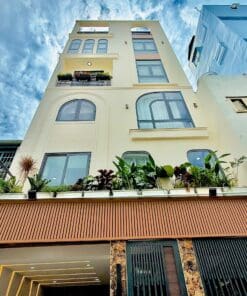 NHÀ THANG MÁY NGANG 6M• GẦN BV UNG BƯỚU •ĐƯỜNG NƠ TRANG LONG P7• NHỈNH 12 TỶ